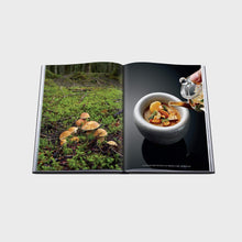 Load image into Gallery viewer, Bulgrari: La Cucina di Luca Fantin